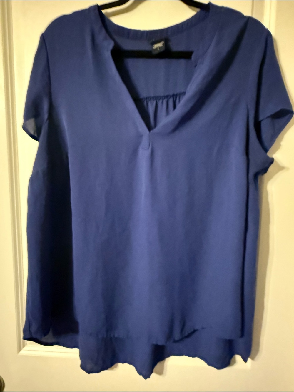 Torrid size 1 Blue Short-Sleeve V-Neck Blouse